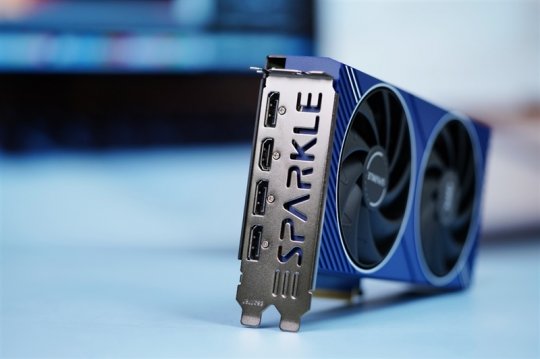 撼与Intel Arc A750 Orc OC评测:性能媲美RTX 3060的优质显卡-第6张图片 撼与Intel Arc A750 Orc OC评测:性能媲美RTX 3060的优质显卡-第6张图片
