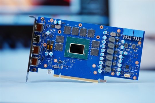 撼与Intel Arc A750 Orc OC评测:性能媲美RTX 3060的优质显卡-第9张图片 撼与Intel Arc A750 Orc OC评测:性能媲美RTX 3060的优质显卡-第9张图片