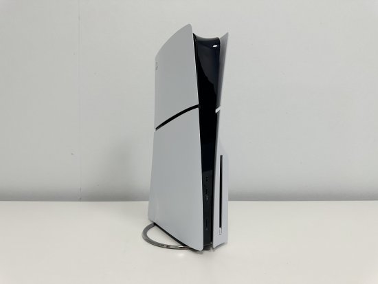 PS5轻薄版主机评测：减重又变小，易用性更好！-第12张图片