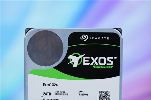 全球首款24TB硬盘！希捷银河Exos X24 24TB图片出炉-第4张图片