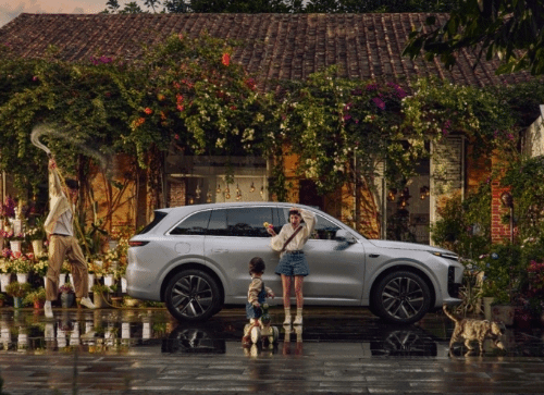 理想L6产品发布会定档4月18日 家庭五座豪华SUV-第2张图片