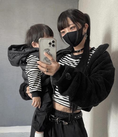 日本人妻COS《葬送的芙莉莲》尤贝尔：死鱼眼超还原-第7张图片