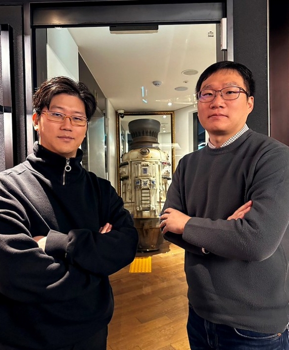《星刃》创作主题灵感竟与出租车相关 金亨泰深度揭示-第2张图片