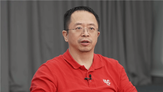 余承东把问界送360楼下 周鸿祎：感动 永远支持华为-第2张图片