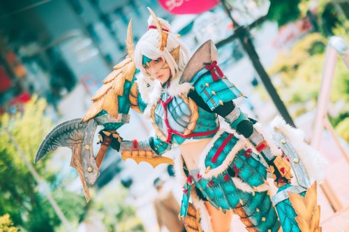 《怪物猎人》雷狼龙套女猎人COS赏 樱花妹面庞吸睛！-第5张图片
