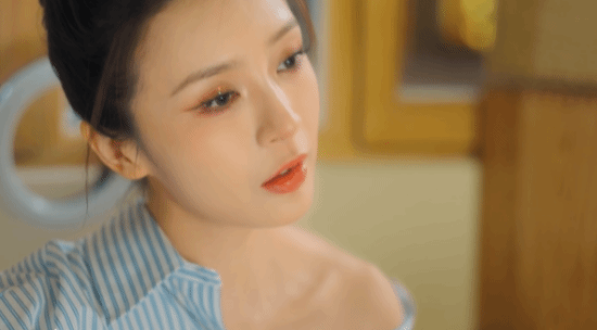AI美女在线语音聊天！《美女 应接不暇》Steam上架-第3张图片